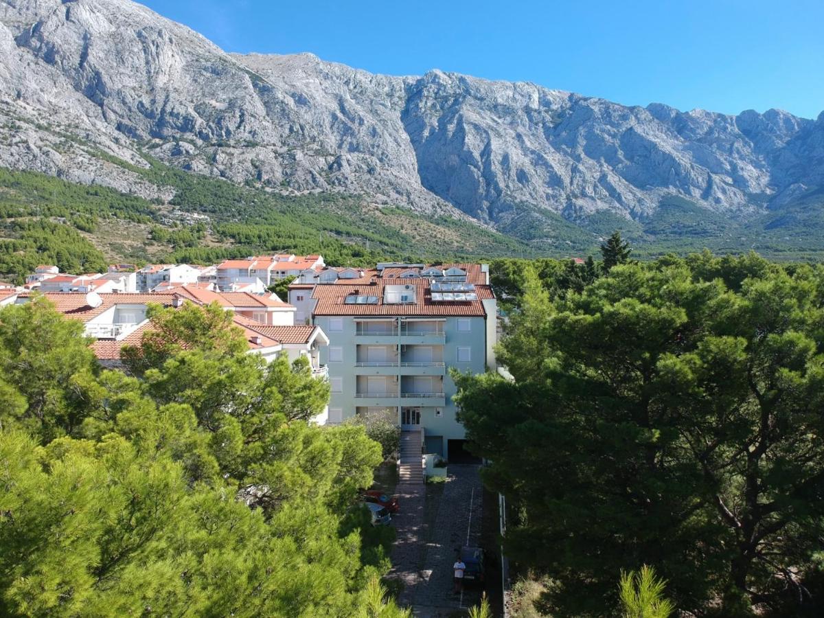 Ruza&Nikolina "1" Apartmani - Baška Voda Εξωτερικό φωτογραφία