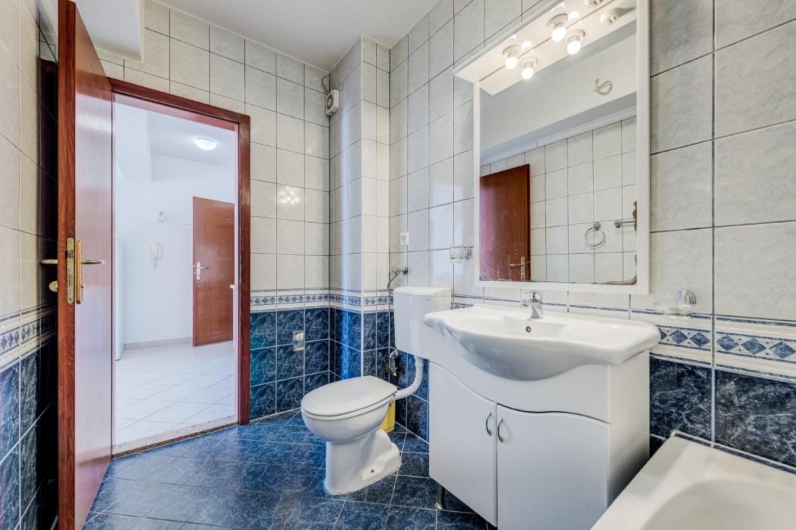 Ruza&Nikolina "1" Apartmani - Baška Voda Εξωτερικό φωτογραφία