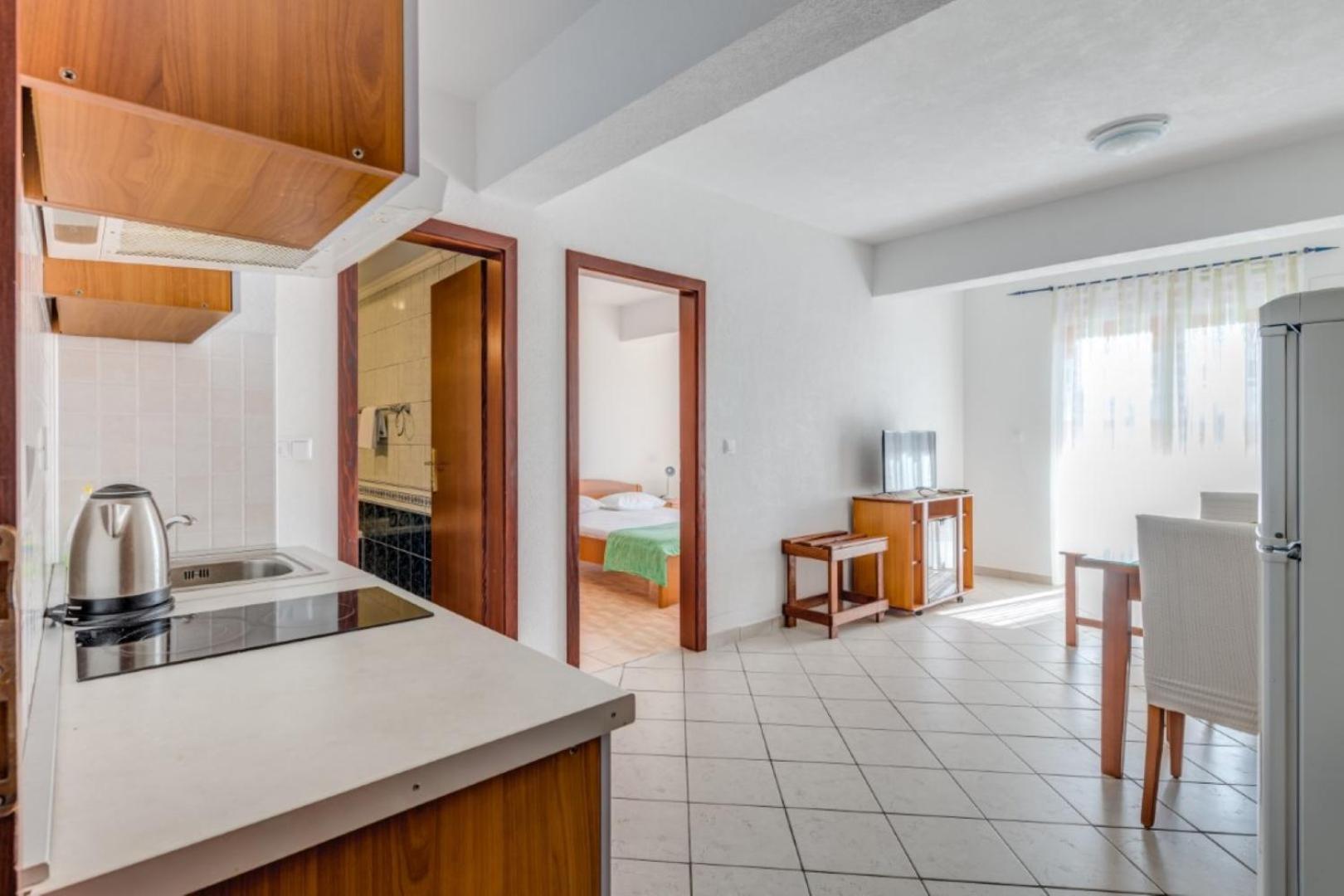 Ruza&Nikolina "1" Apartmani - Baška Voda Εξωτερικό φωτογραφία