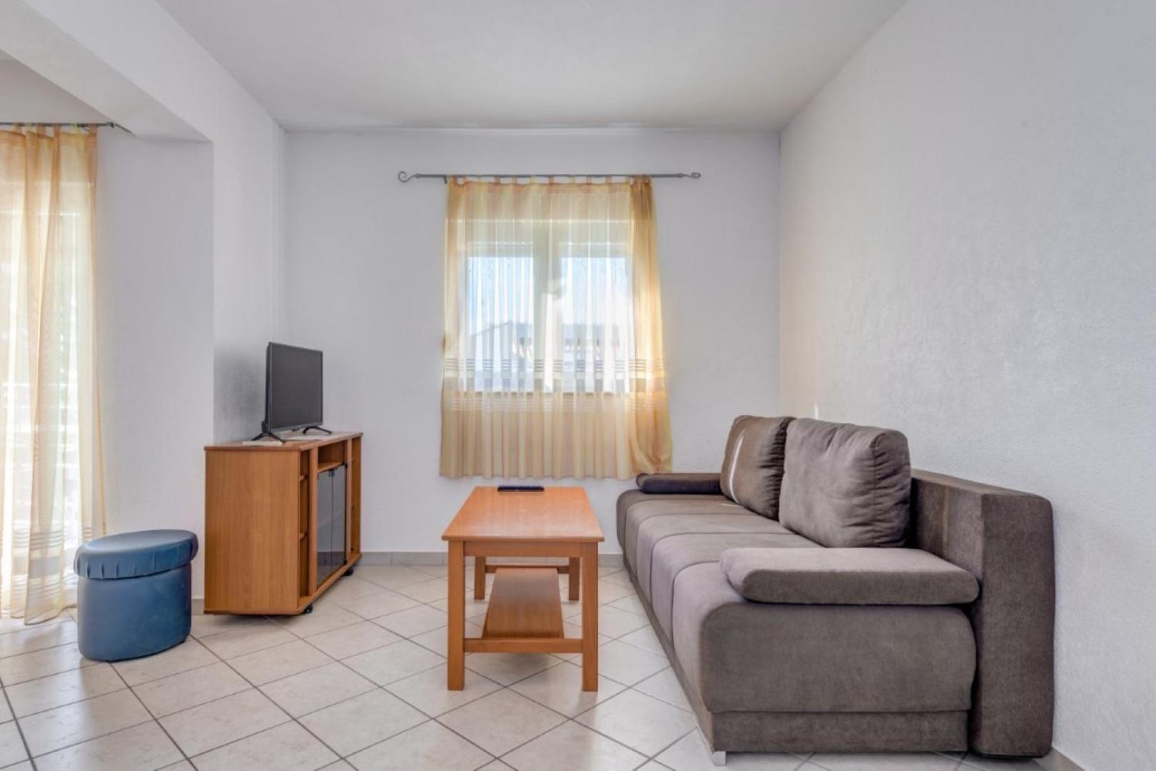 Ruza&Nikolina "1" Apartmani - Baška Voda Εξωτερικό φωτογραφία